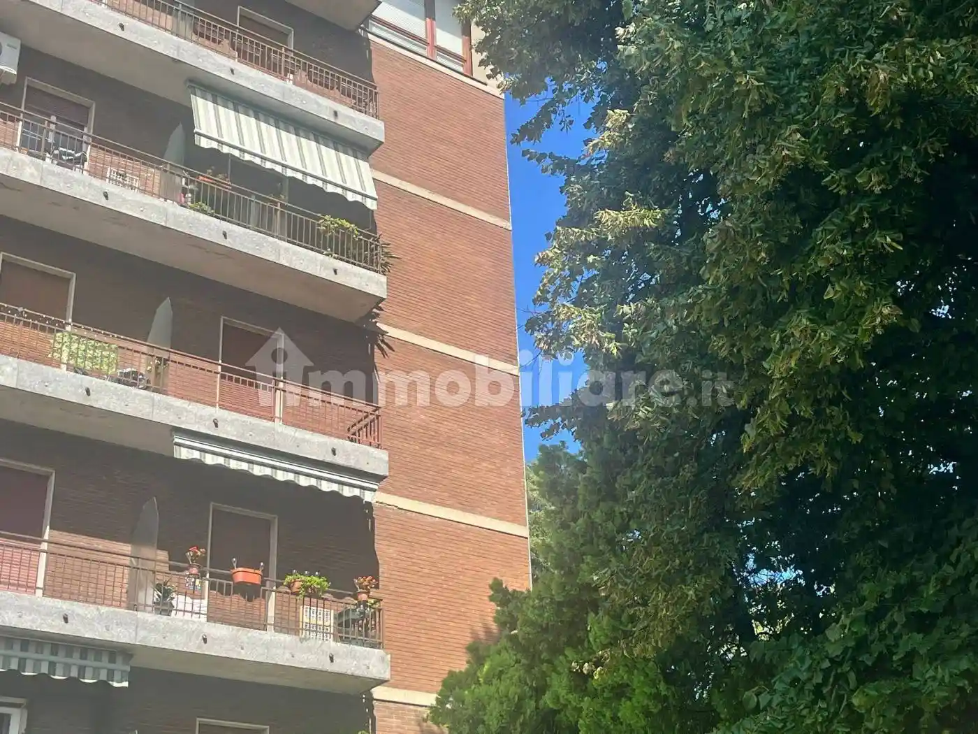 Appartamento in vendita a Carate Brianza