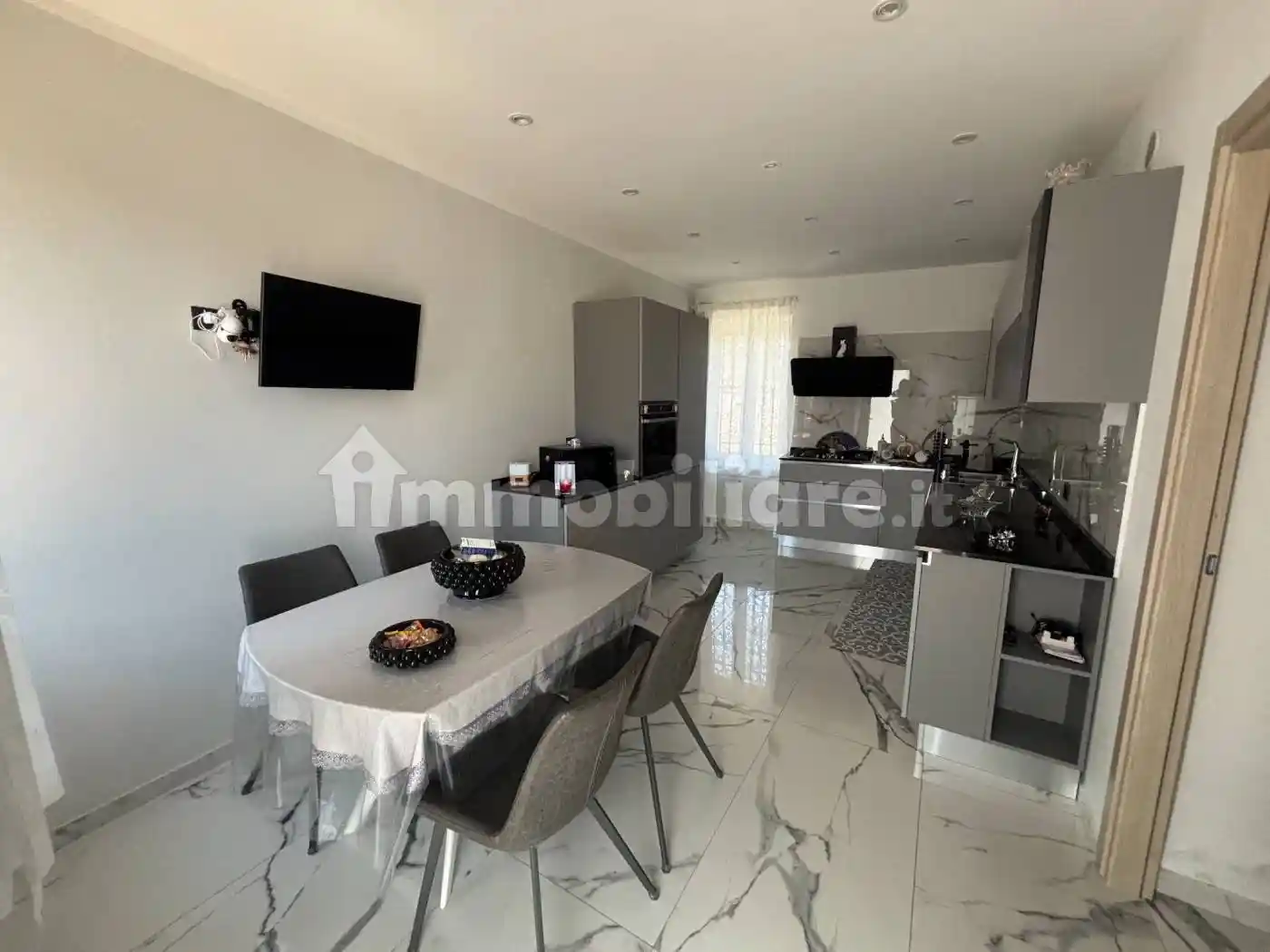 Villetta a schiera - foto 2