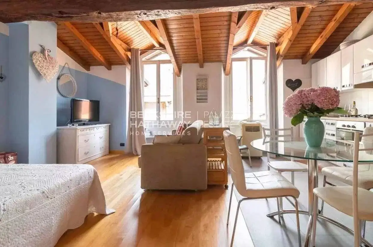 Appartamento in vendita a Torno