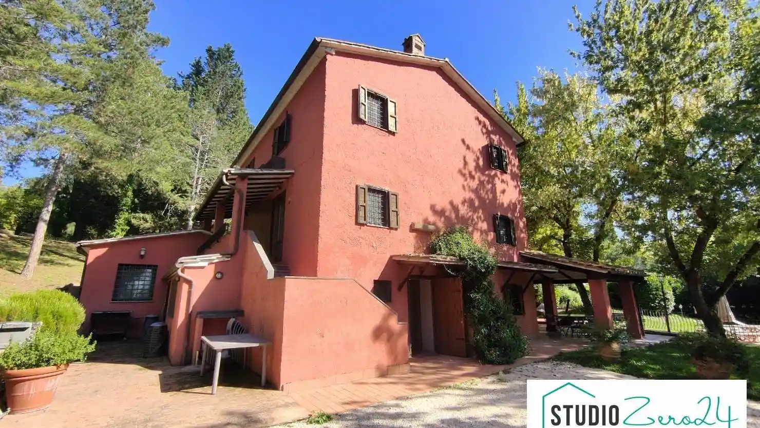 Villa in vendita a Giove