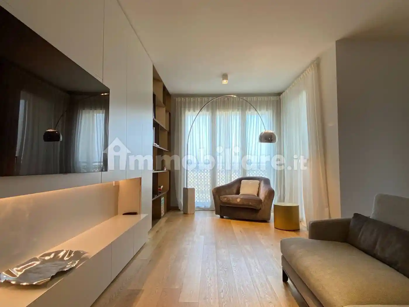 Appartamento viale Eginardo 11, Monte Rosa - Lotto, Milano - foto 2
