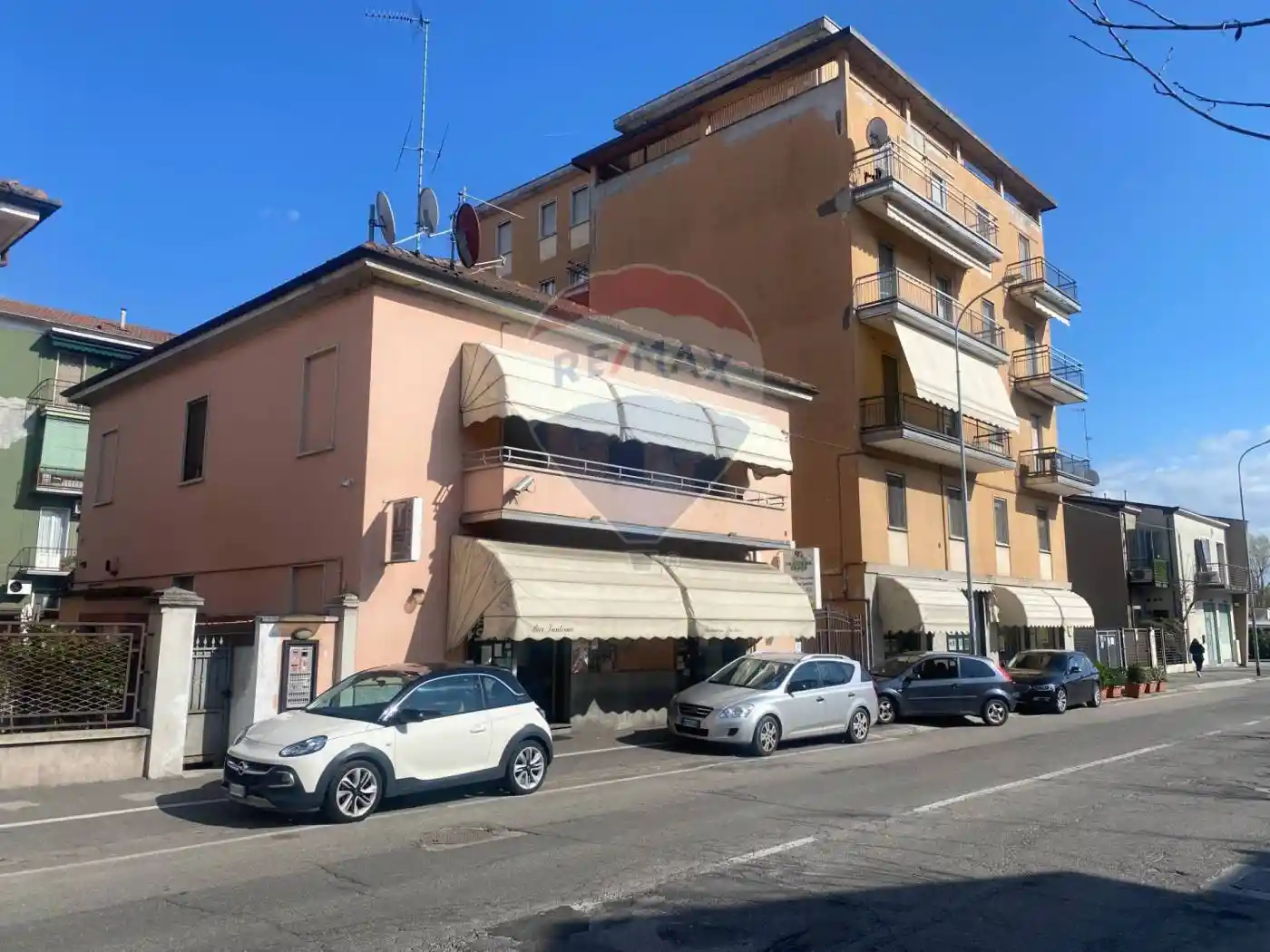 Palazzo - Edificio in Vendita - foto 2