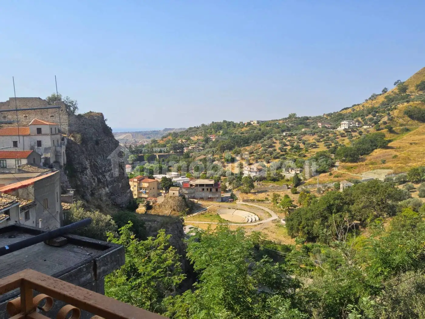 Casa indipendente in vendita a Gioiosa Ionica