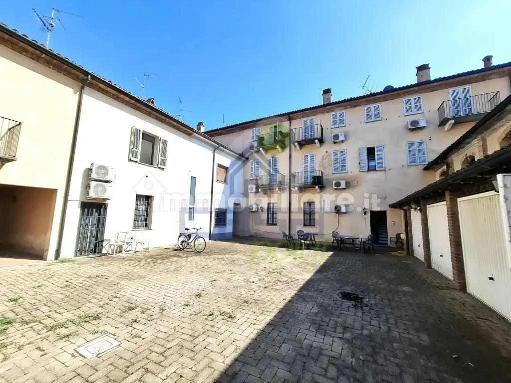 Bilocale via Giuseppe Verdi, Castelvetro Piacentino - foto 2