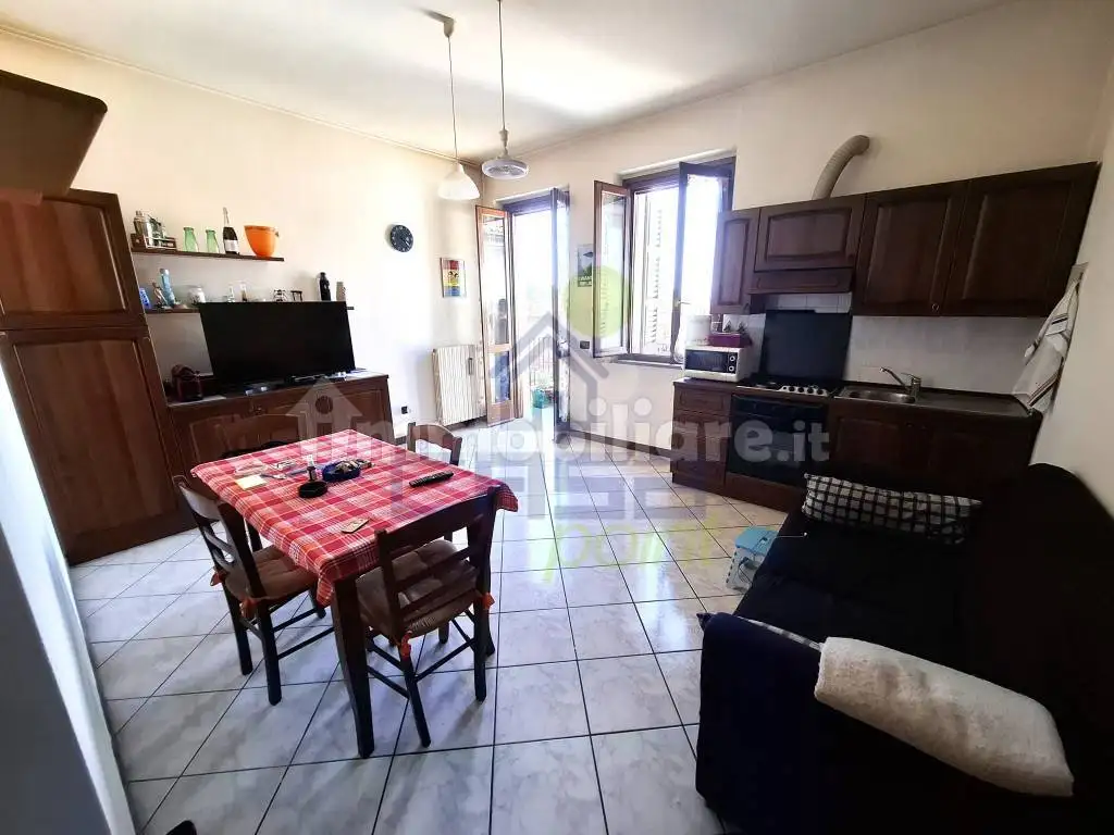 Bilocale via Giuseppe Verdi, Castelvetro Piacentino - foto 4