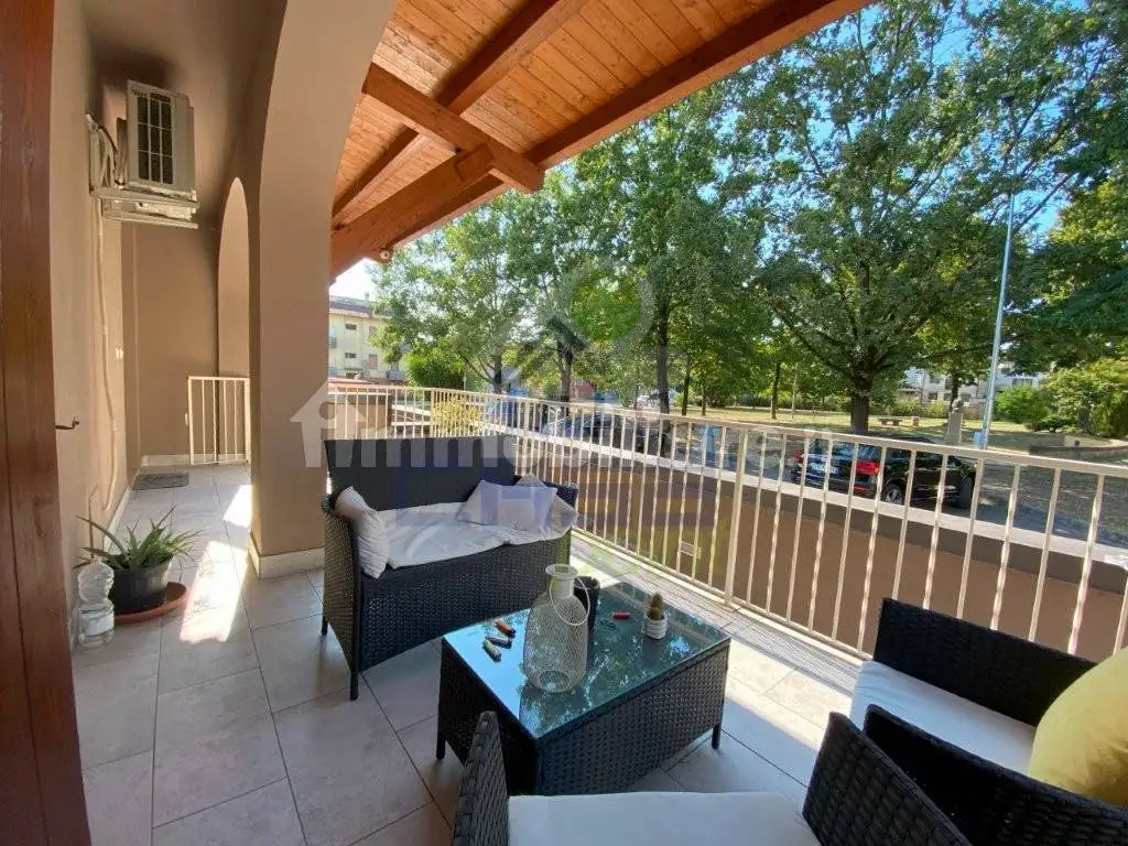 Villa bifamiliare via 1 maggio, Centro, Brescello - foto 4