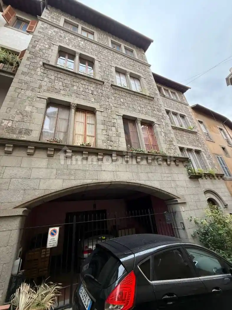 Appartamento in vendita a Viterbo