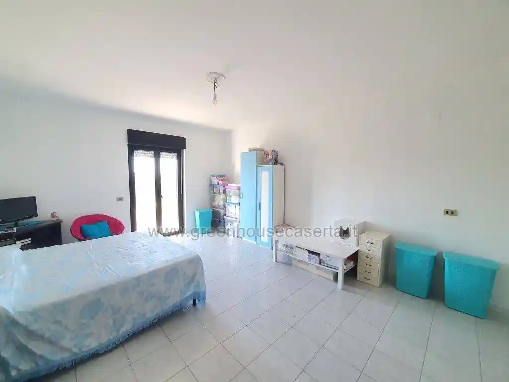 Trilocale via Martiri di Caiazzo 32, Ercole, Caserta - foto 4