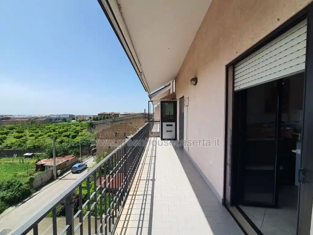 Trilocale via Martiri di Caiazzo 32, Ercole, Caserta - foto 5