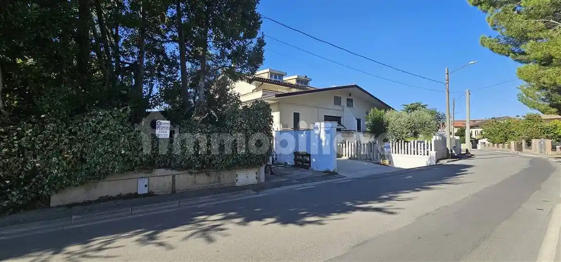 Villa bifamiliare Contrada Villa Martelli, Centro, Lanciano - foto 4