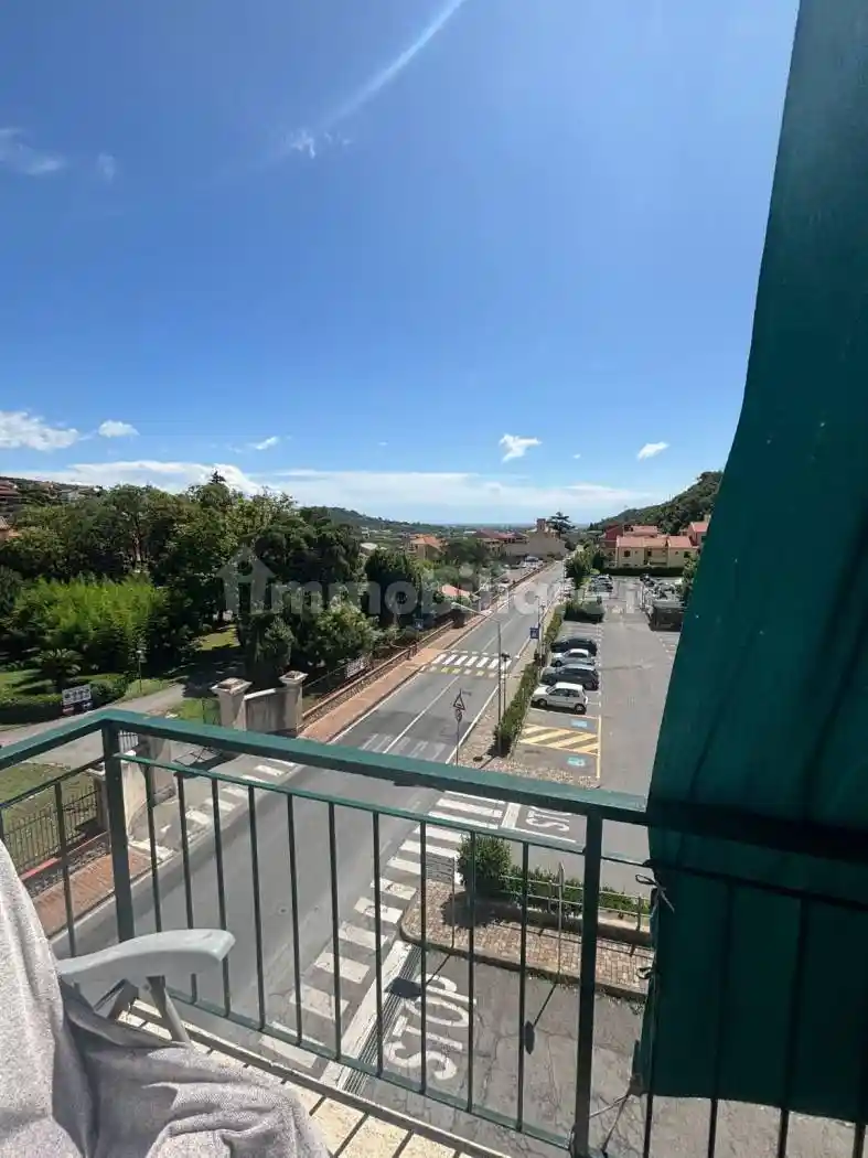 Appartamento in vendita a Toirano