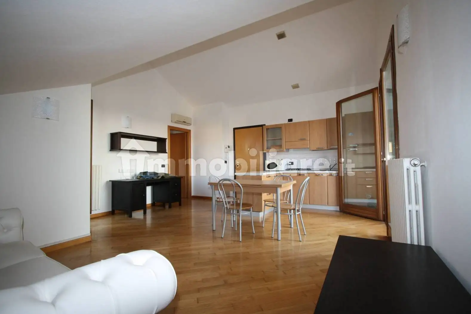 Attico - Mansarda in affitto a Saonara