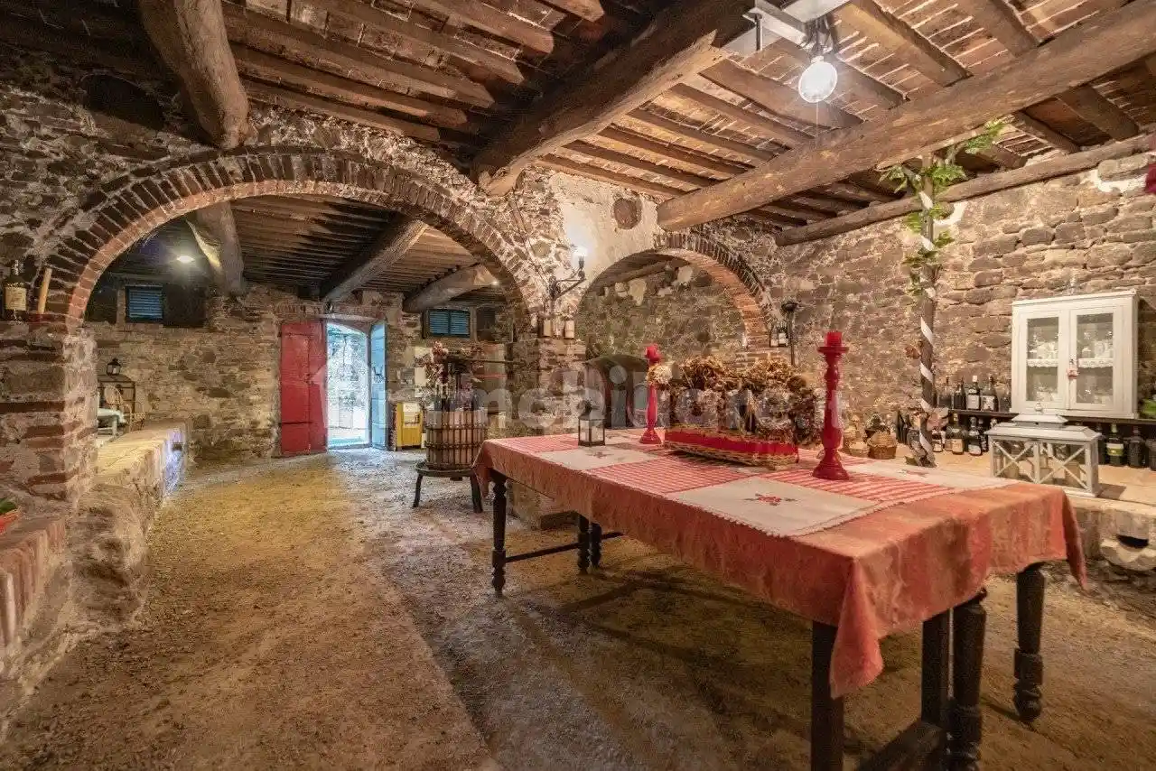 Villa plurifamiliare via di Castello 20, Petrognano - San Gennaro, Capannori - foto 2