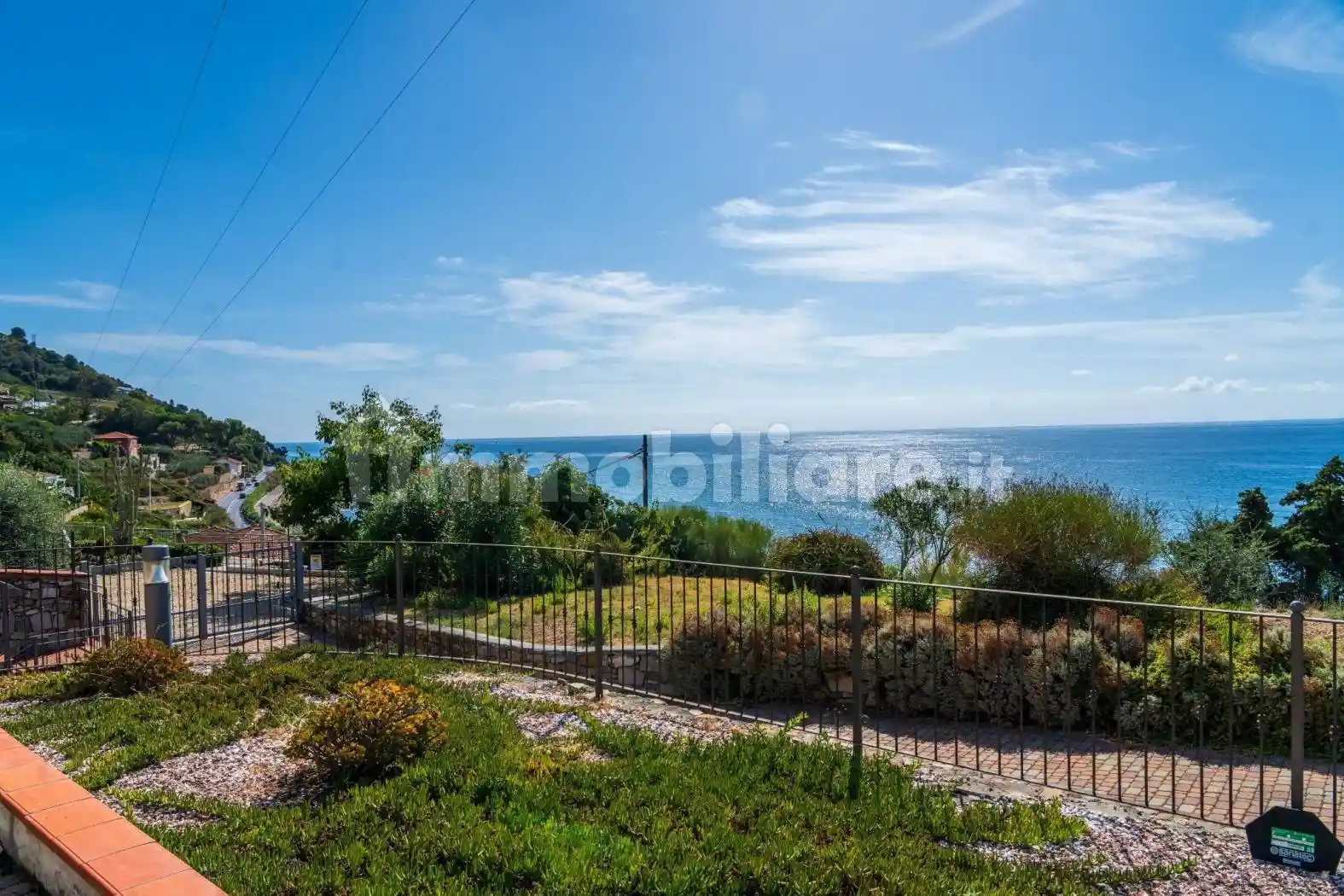 Appartamento in vendita a Cipressa