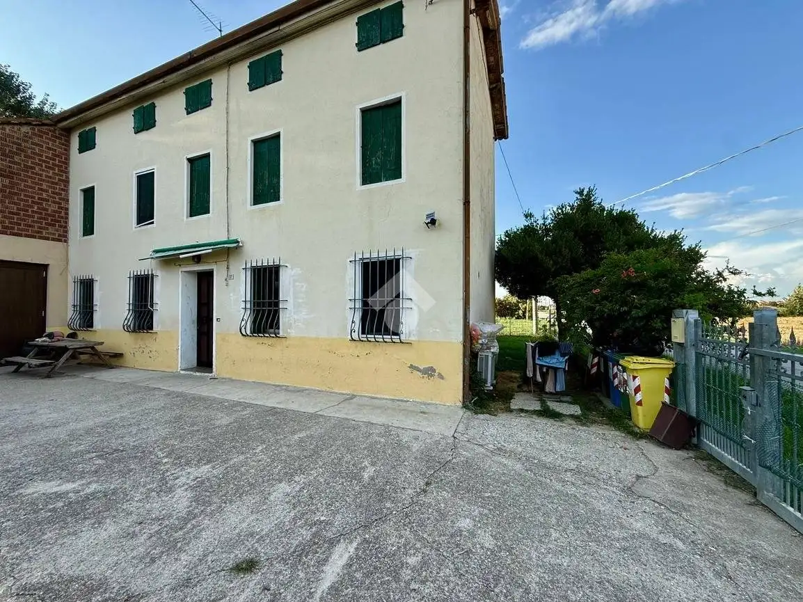 Rustico - Casale in vendita a Rovolon