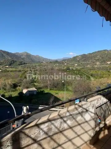 Appartamento in vendita a Gaggi