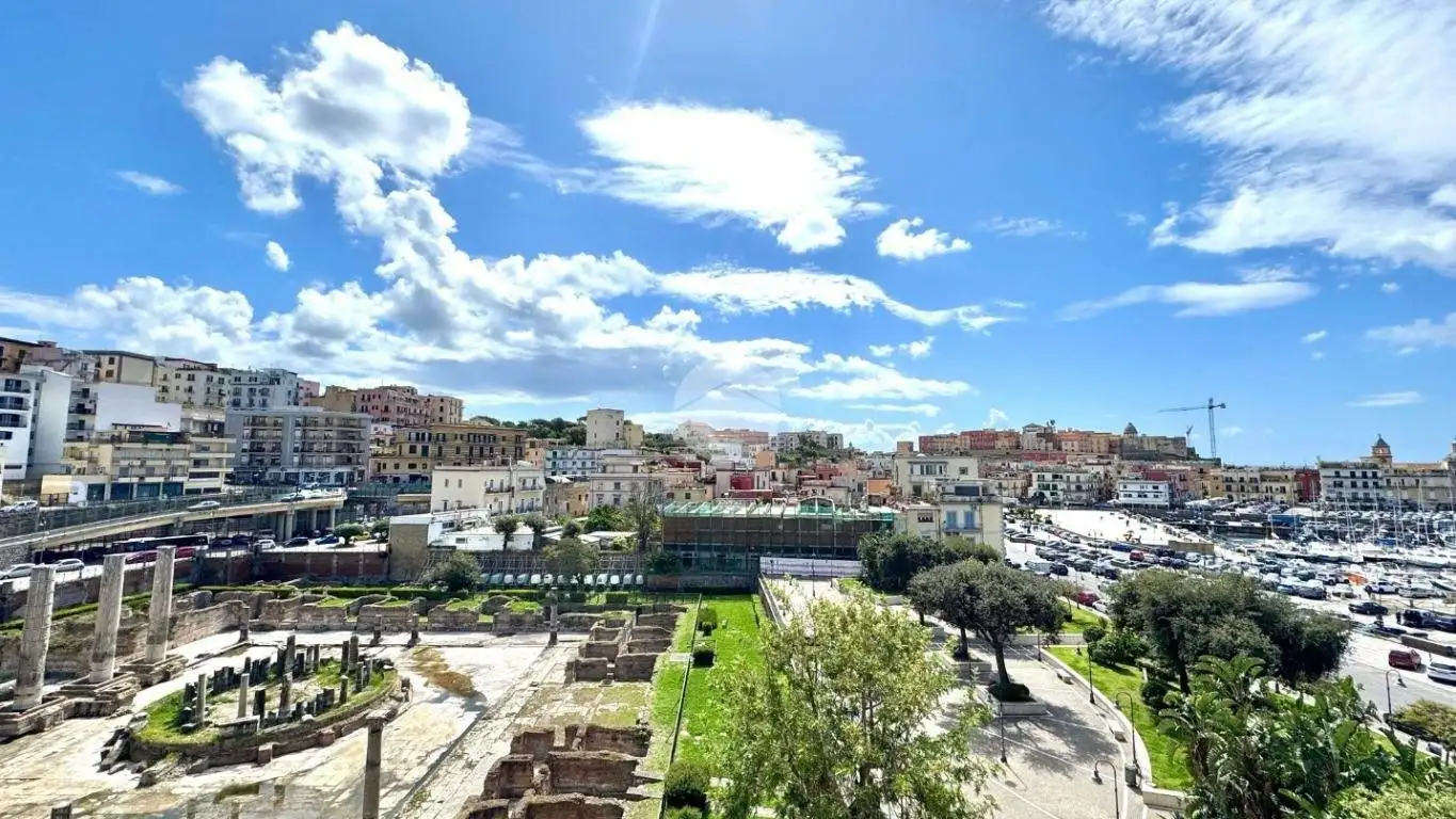 Appartamento in vendita a Pozzuoli