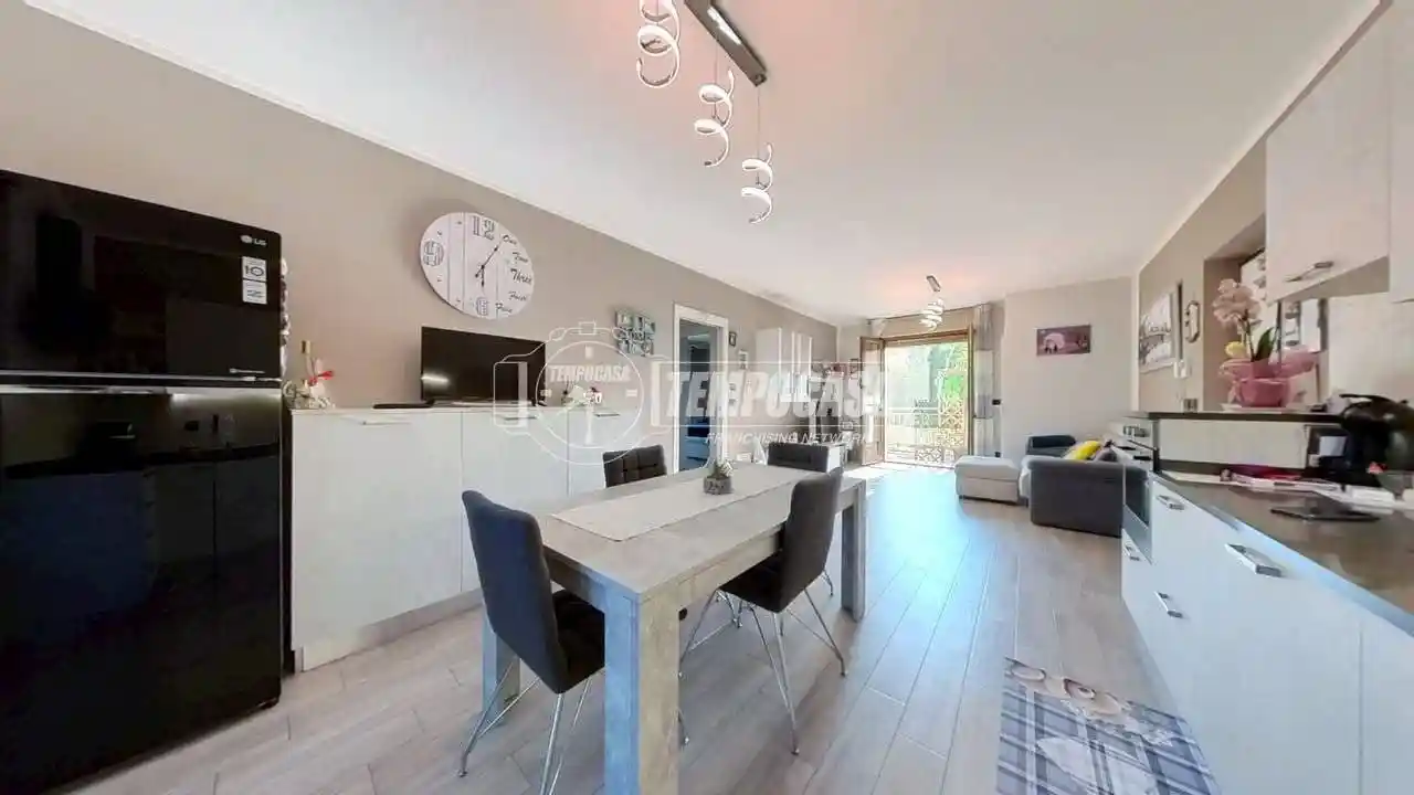 Appartamento in vendita a Robassomero