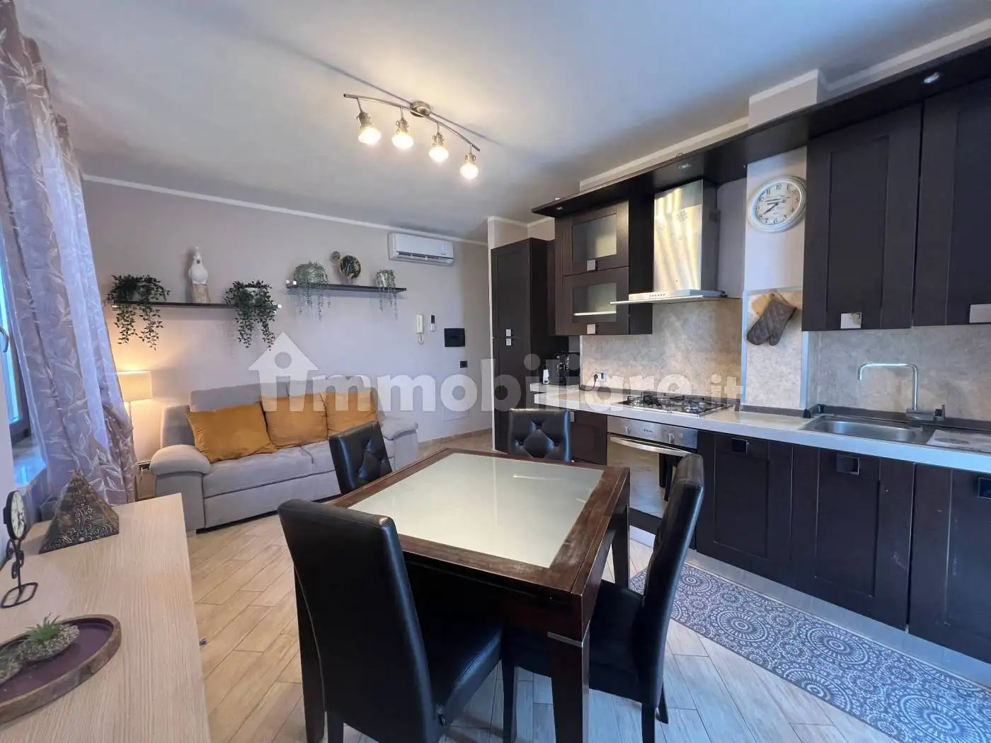 Trilocale via Gravellona 69, Piccolini, Vigevano - foto 2