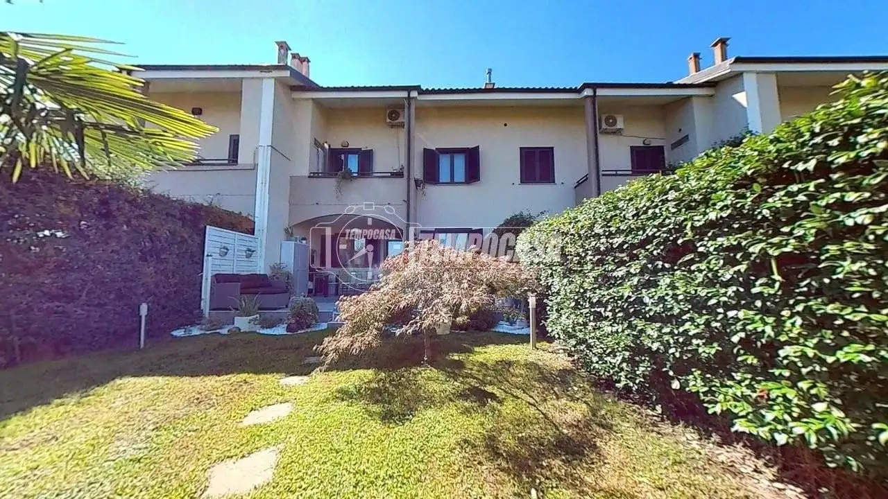 Villetta a schiera in vendita a Robassomero