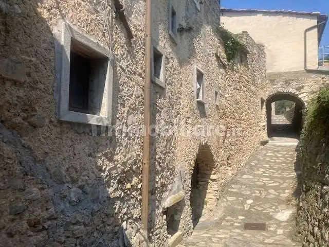 Casa indipendente in vendita a Erli