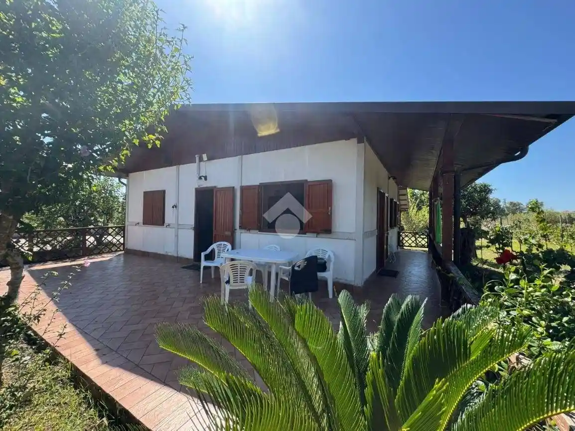 Villa in vendita a Minturno