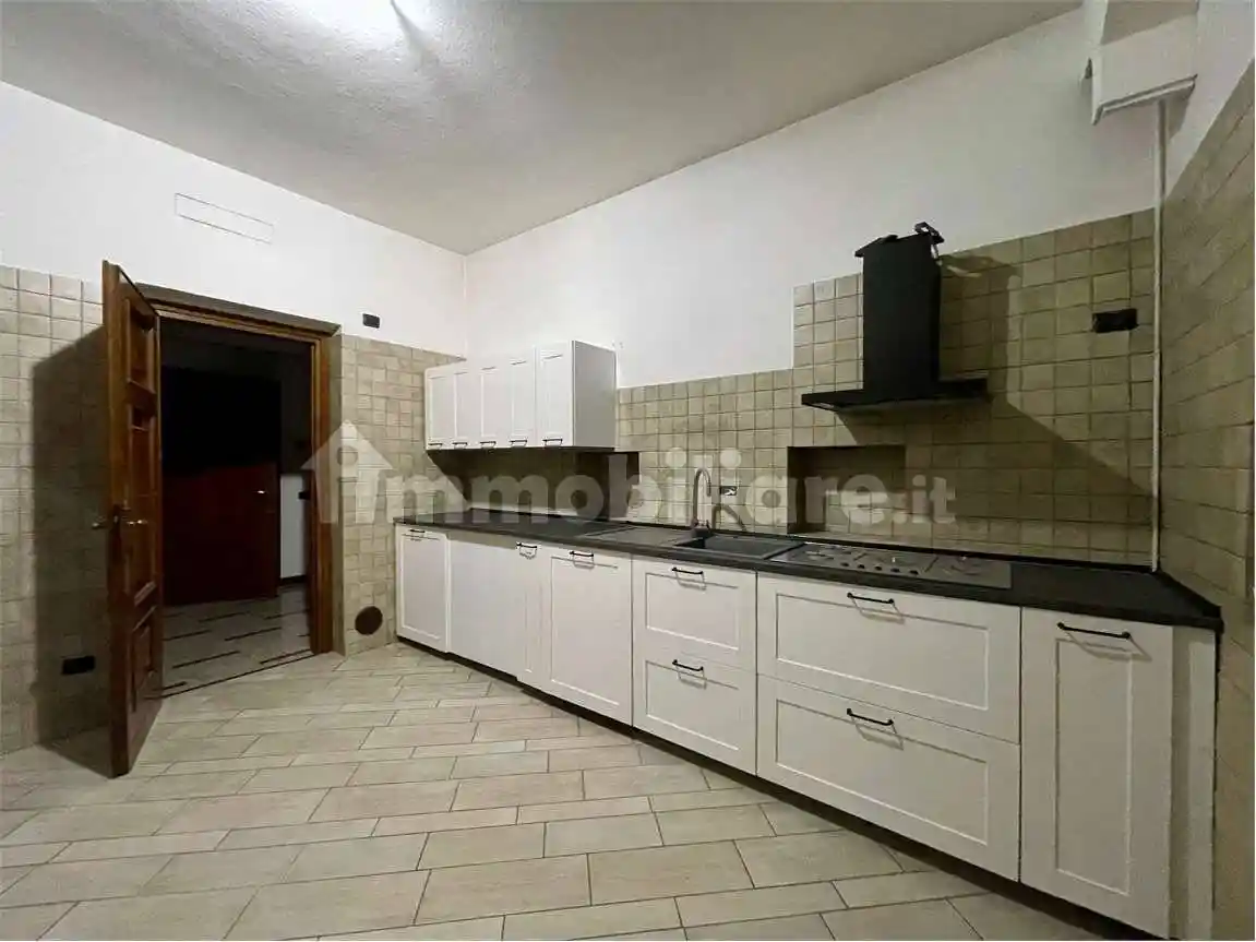 Appartamento via E.toti, Centro, Carugo - foto 3