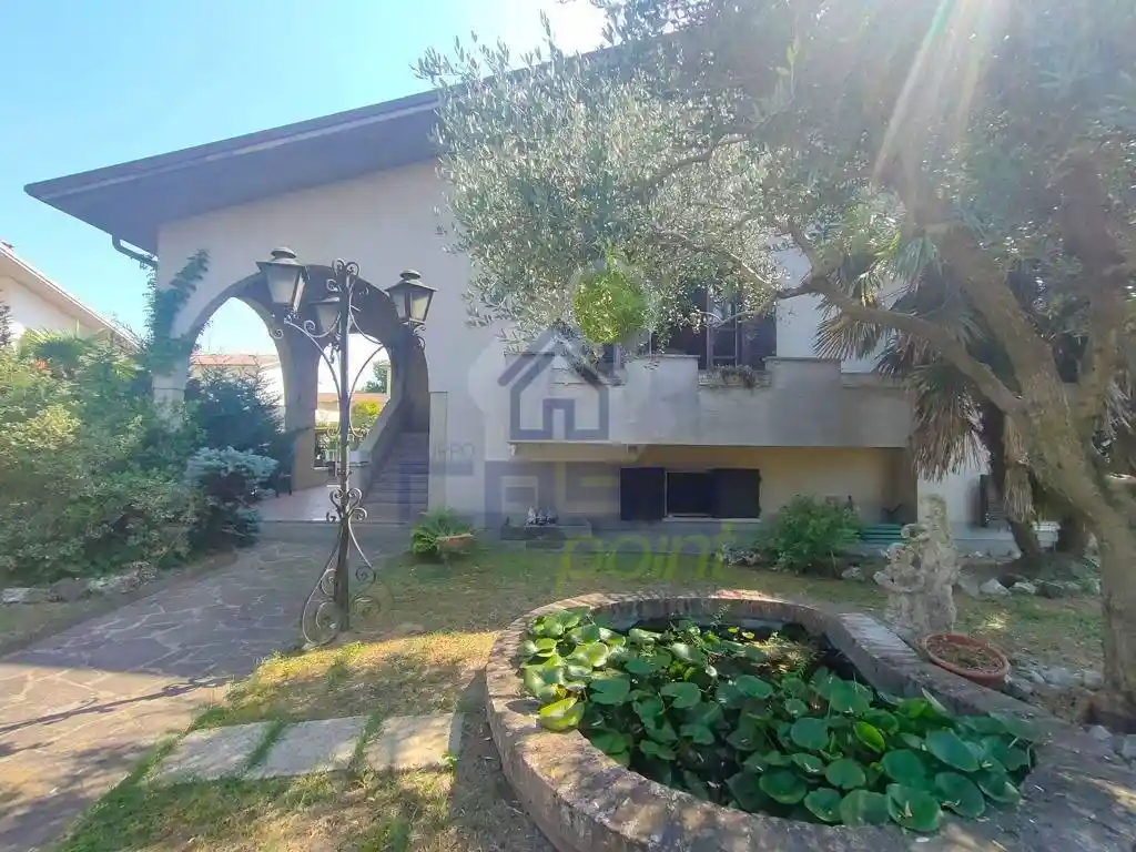 Villa unifamiliare via Alessandrini Emilio 2, Piadena, Piadena Drizzona - foto 2