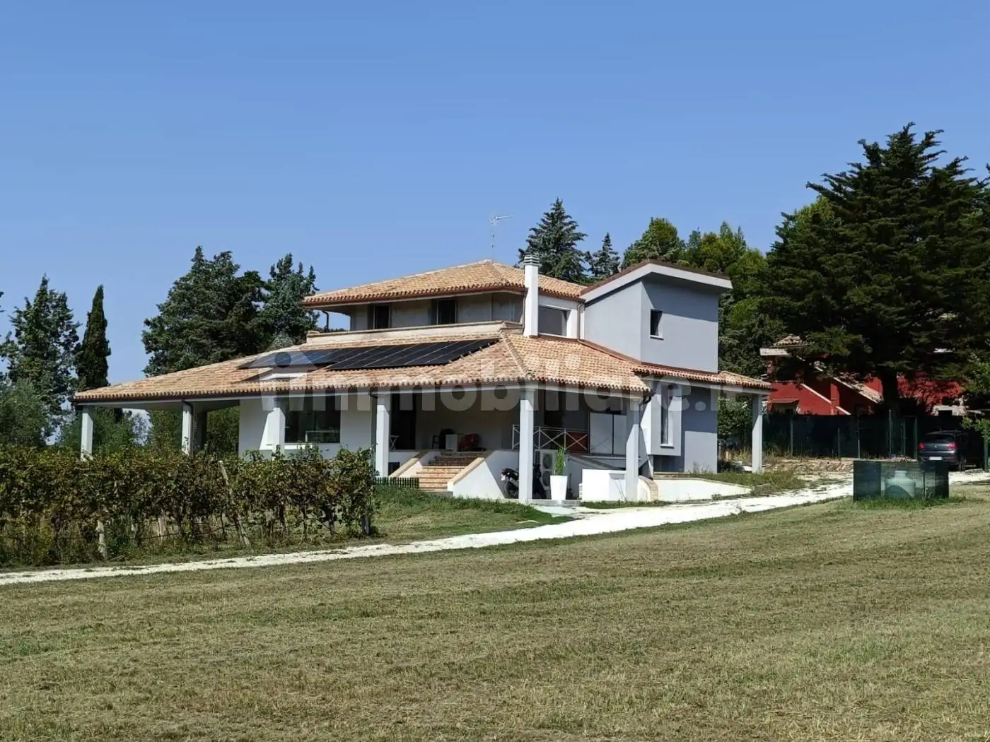 Villa in vendita a Jesi
