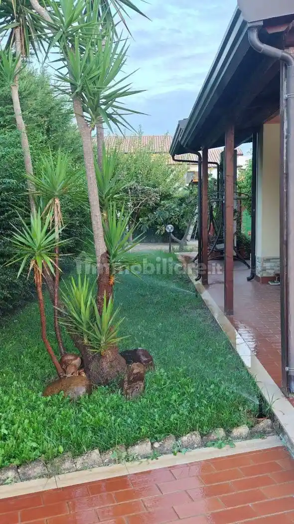 Villa unifamiliare via dei Gelsomini, Zona Capo Rizzuto, Apriglianello, Papanice, Crotone - foto 2