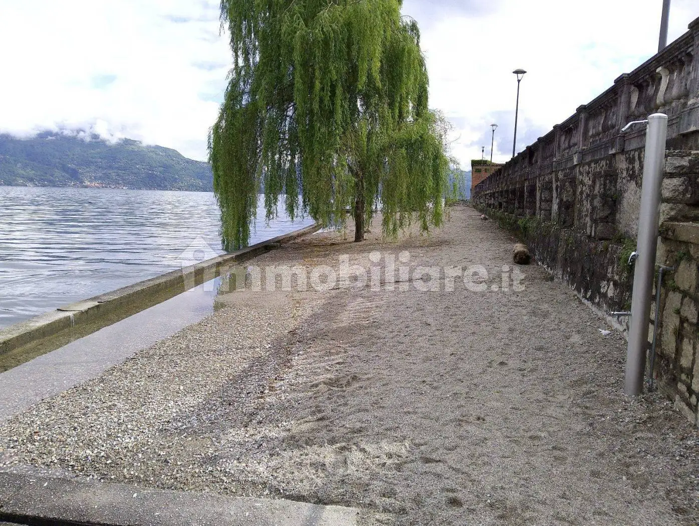 Appartamento in vendita a Porto Valtravaglia