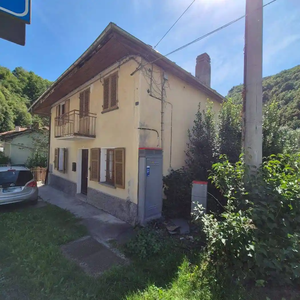 Villa in vendita a Perosa Argentina