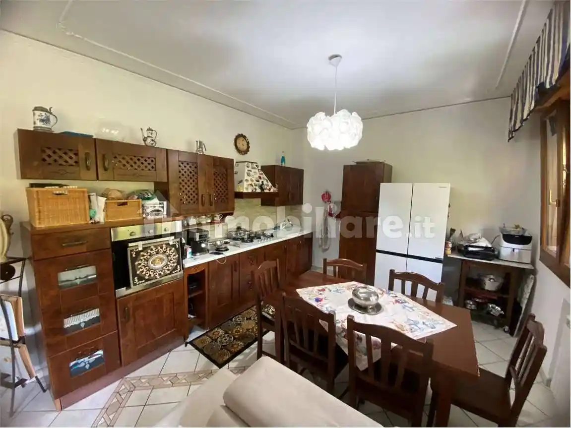 Appartamento in vendita a Modena