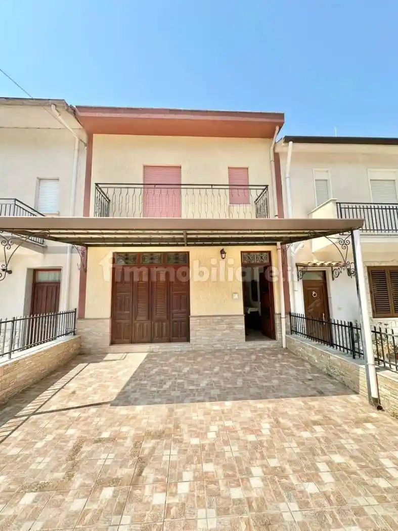 Terratetto unifamiliare via Don Ignazio Sgarlata, Centro, Chiusa Sclafani - foto 2