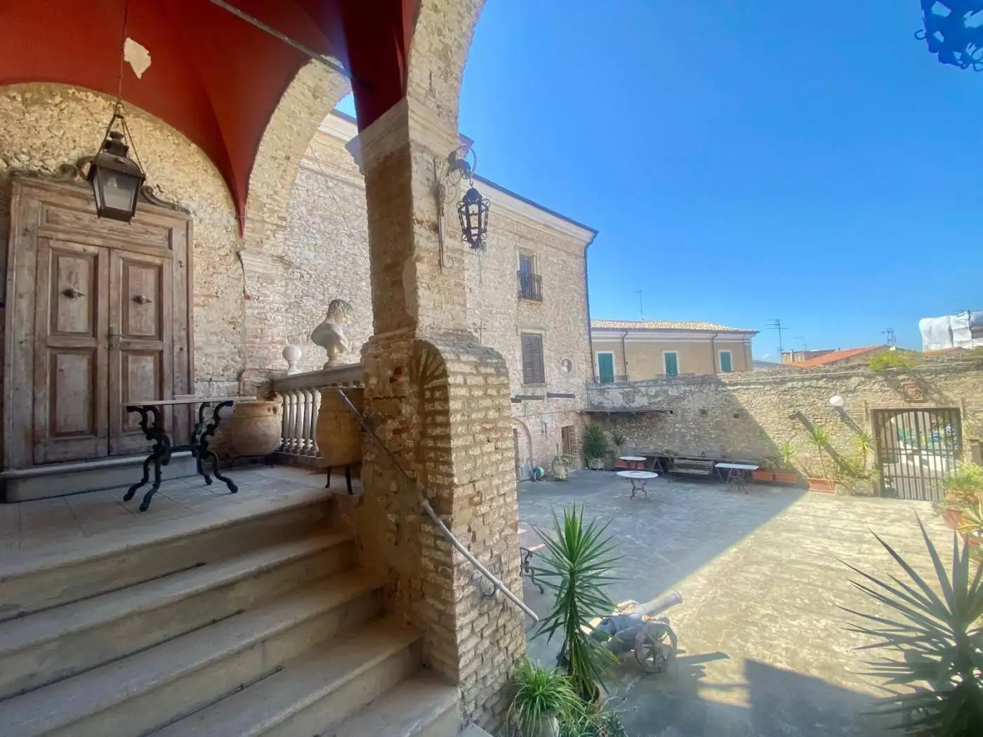 Palazzo - Edificio in vendita a San Martino in Pensilis