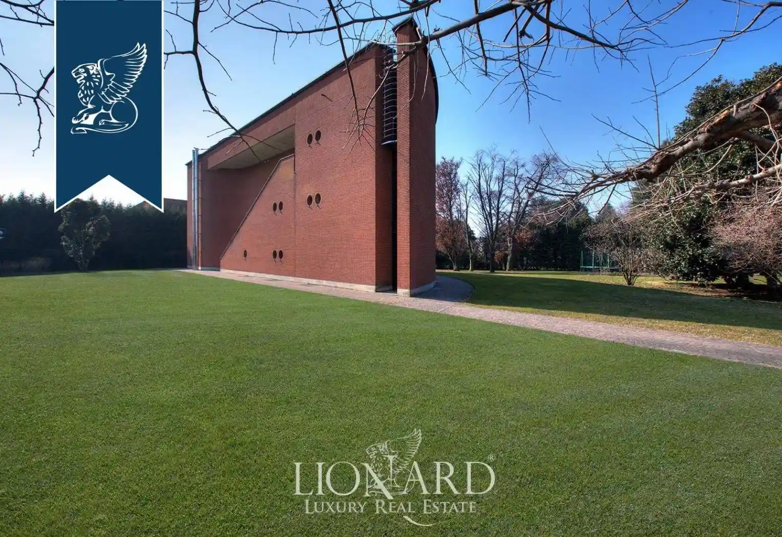 Villa in vendita a Bernareggio