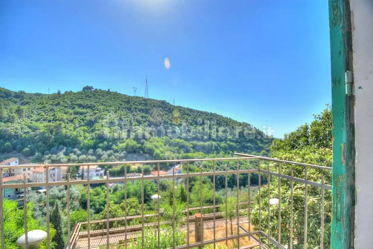 Casa indipendente in vendita a Terni