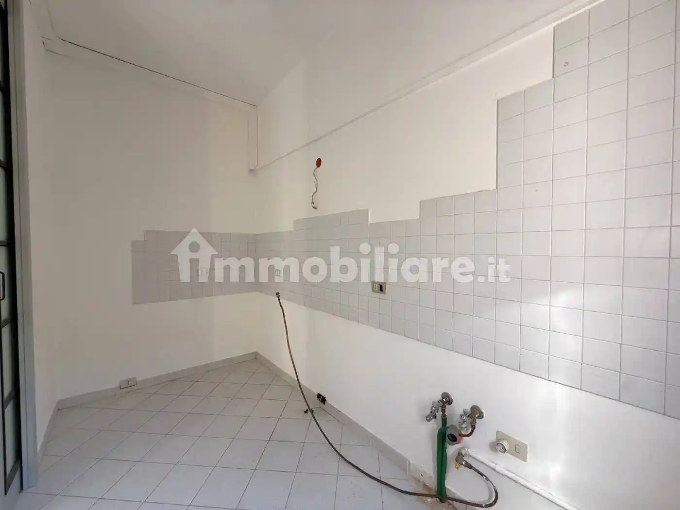 Quadrilocale viale Medaglie d'Oro SNC, Spazzoli - Medaglie D'Oro, Forlì - foto 4