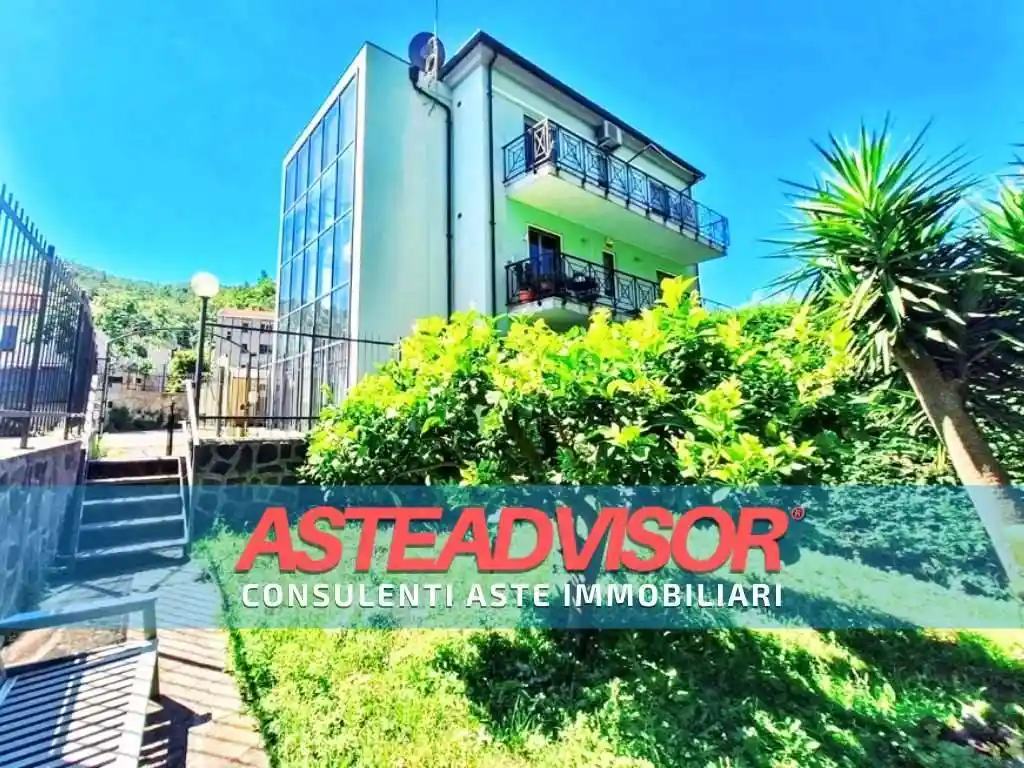 Appartamento in vendita a Vado Ligure