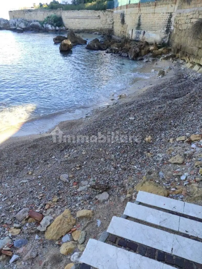 Appartamento in affitto a Santa Flavia