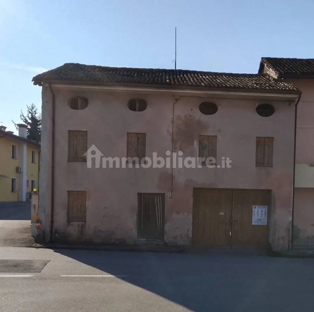 Rustico - Casale in vendita a Zoppola