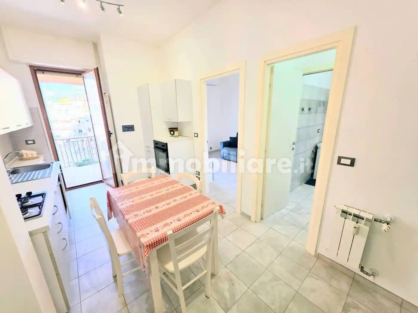 Appartamento in vendita a Varazze