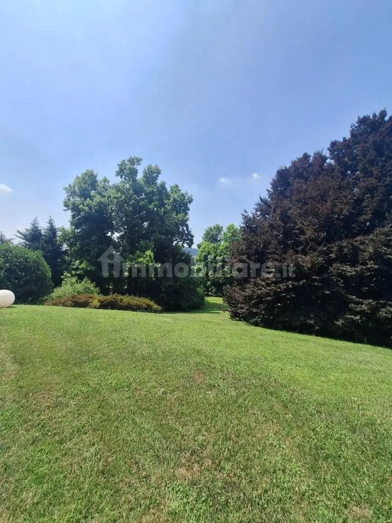 Villa unifamiliare, buono stato, 2670 m², Albese con Cassano - foto 5