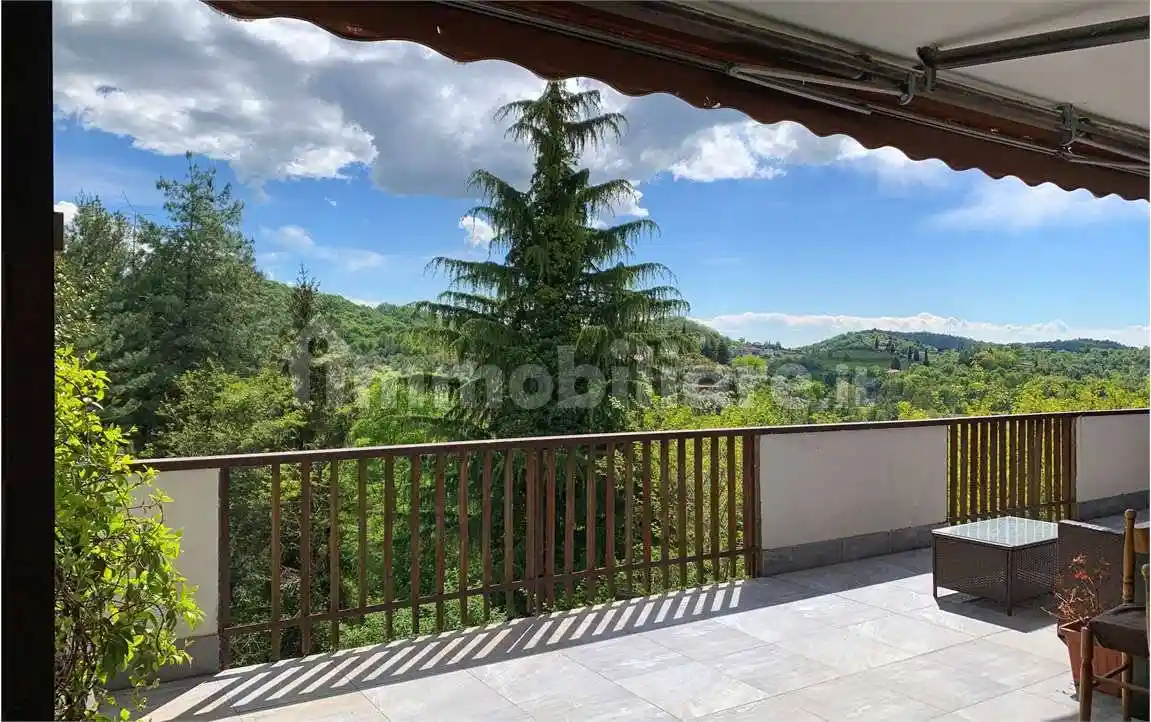 Appartamento in vendita a Scanzorosciate