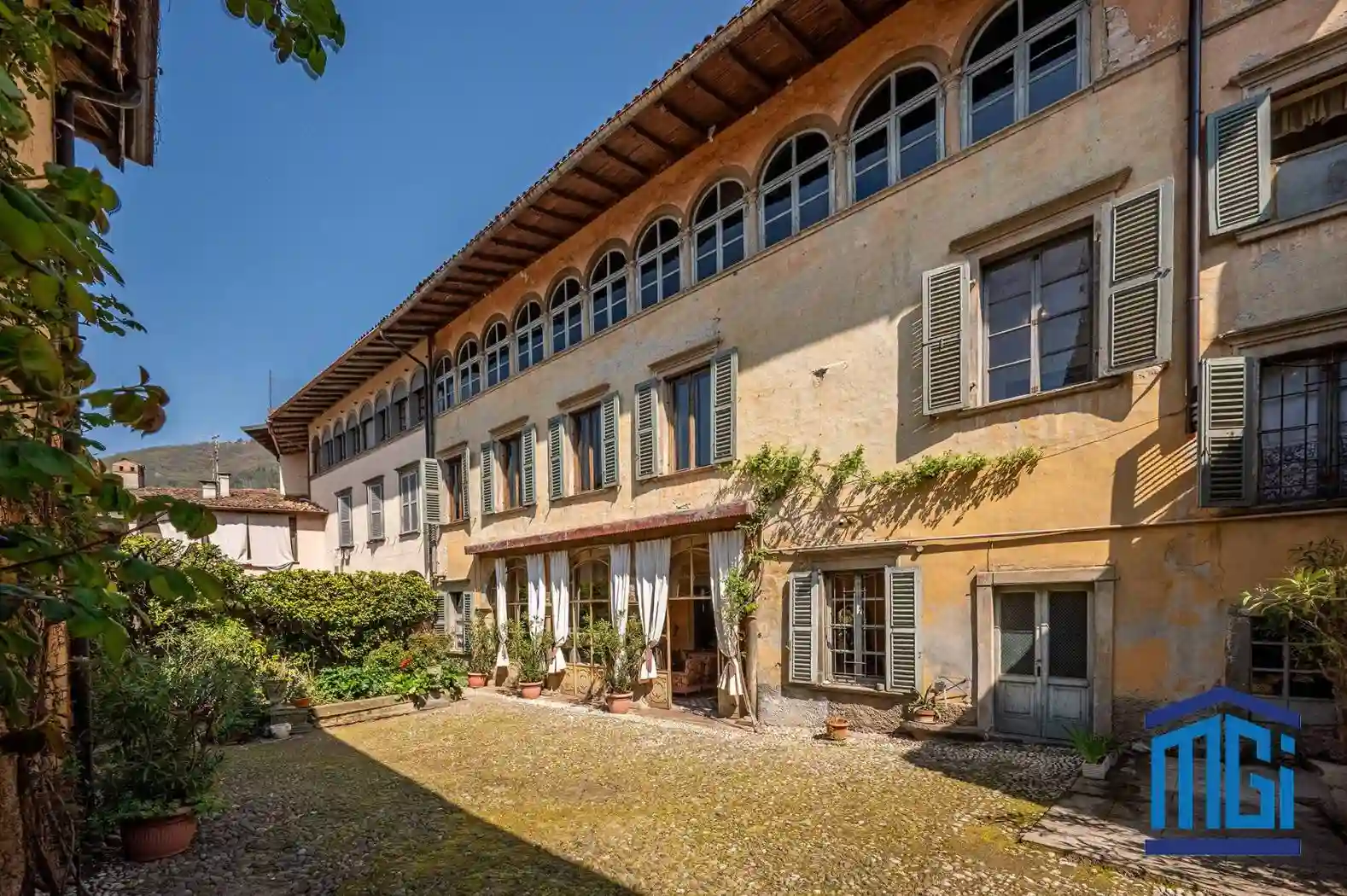 Palazzo - Edificio - foto 2