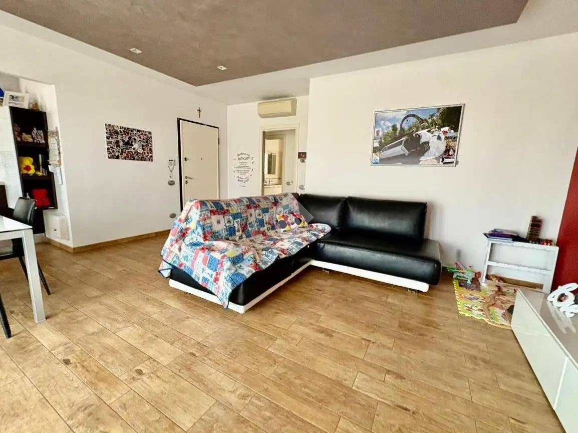 Trilocale via Carlo Casalegno 99, Calcinate - foto 5