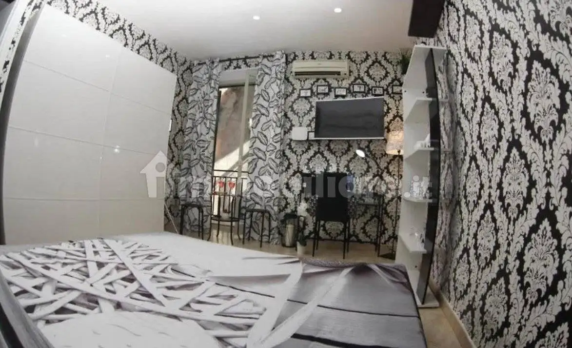 Appartamento in affitto a Napoli