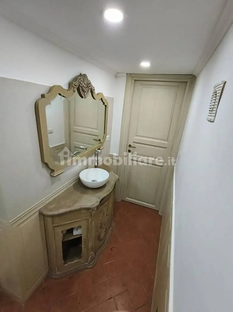 Appartamento in affitto a Napoli