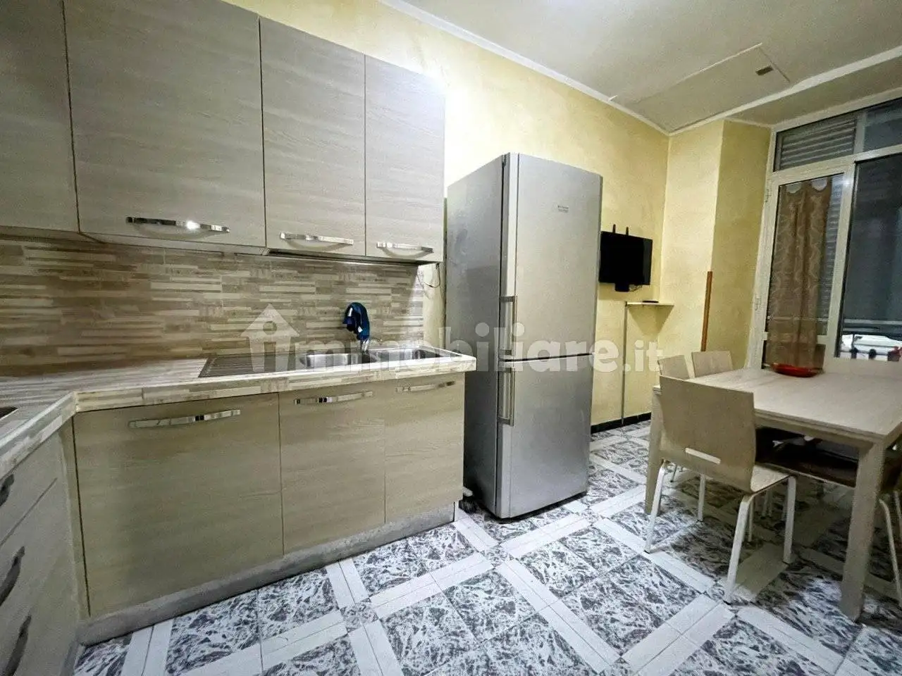 Appartamento in affitto a Napoli