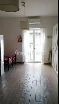 Appartamento in affitto a Napoli